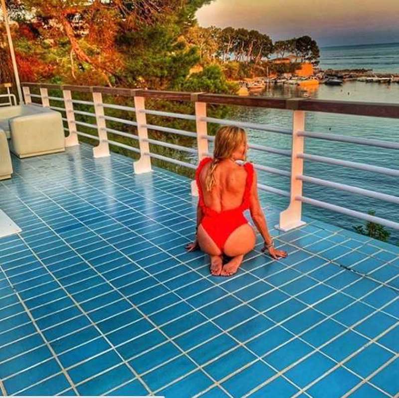 Ana Obregón en El Manantial, su casa de Mallorca.