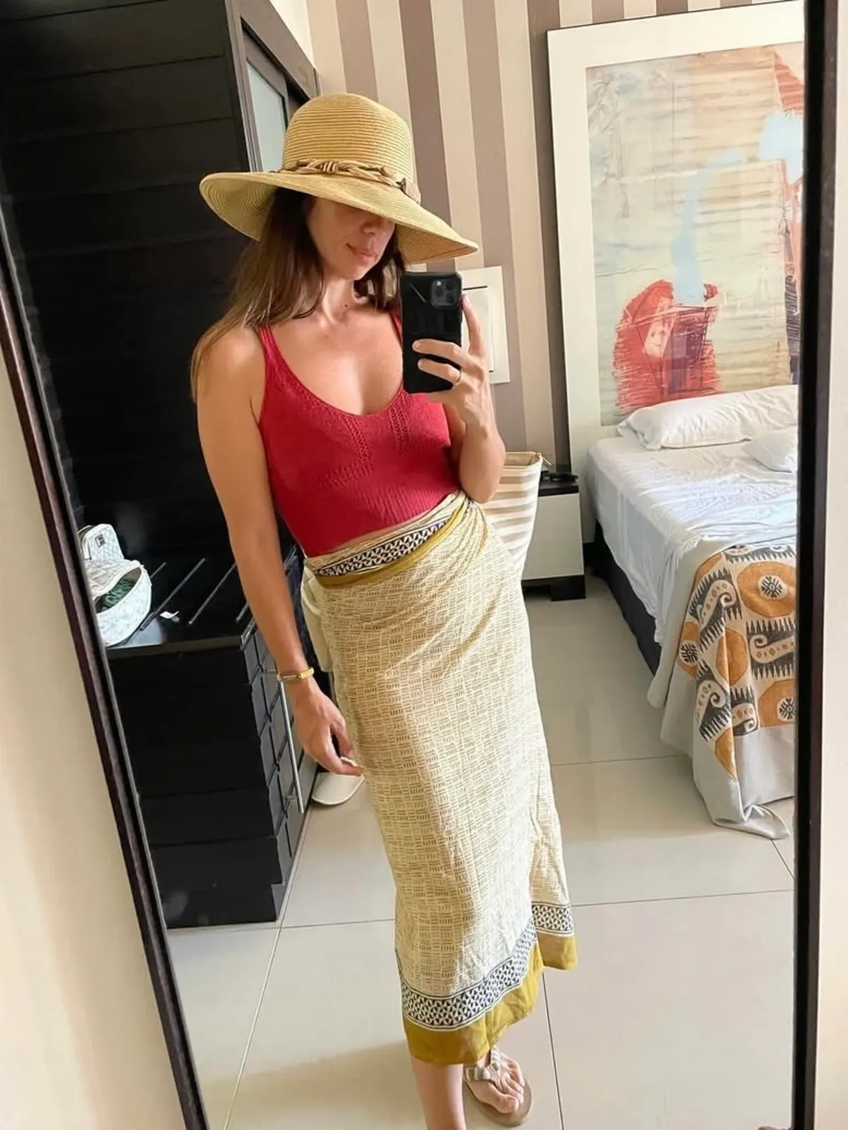Elena Furiase con un look ideal para las vacaciones