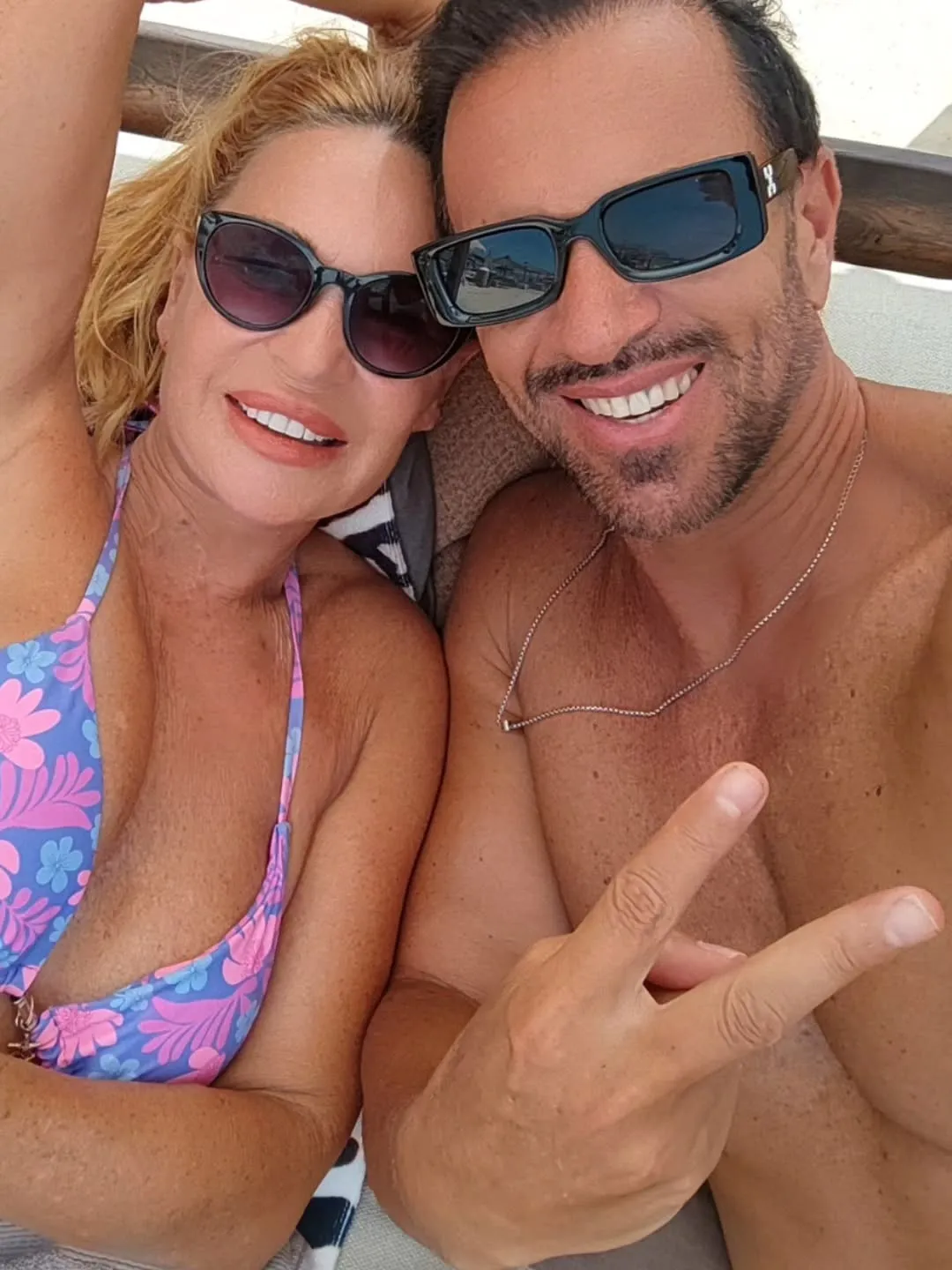 Marlene Mourreau y Roberto Liaño. Foto: @robertolianooficial.