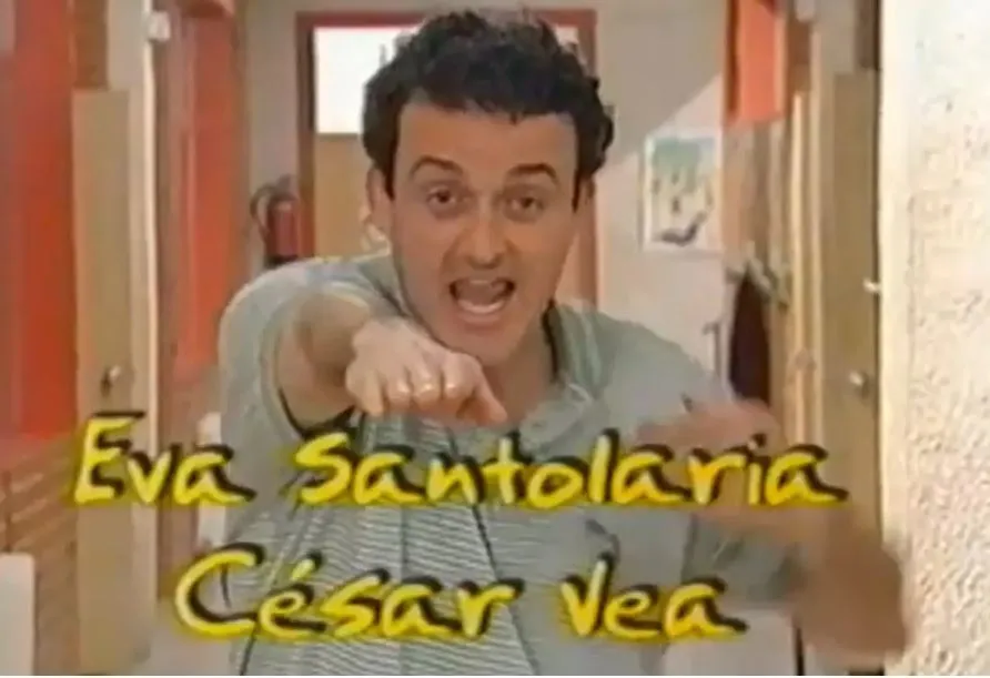 César Vea en la intro de 'Compañeros'.