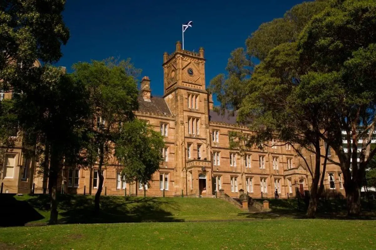 St Andrew College 3