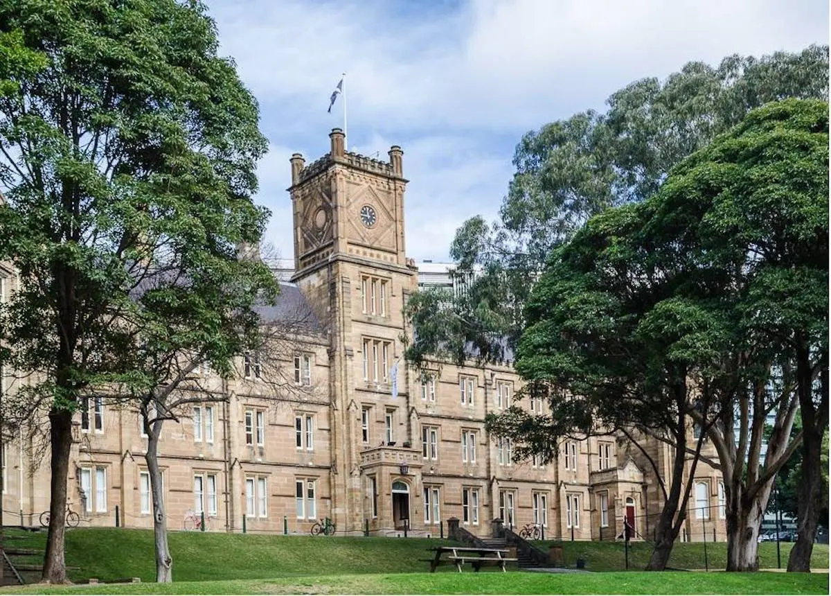 St Andrew College