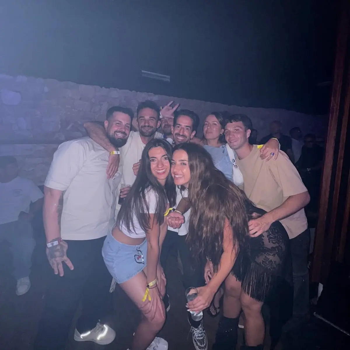 Lola Índigo con amigos