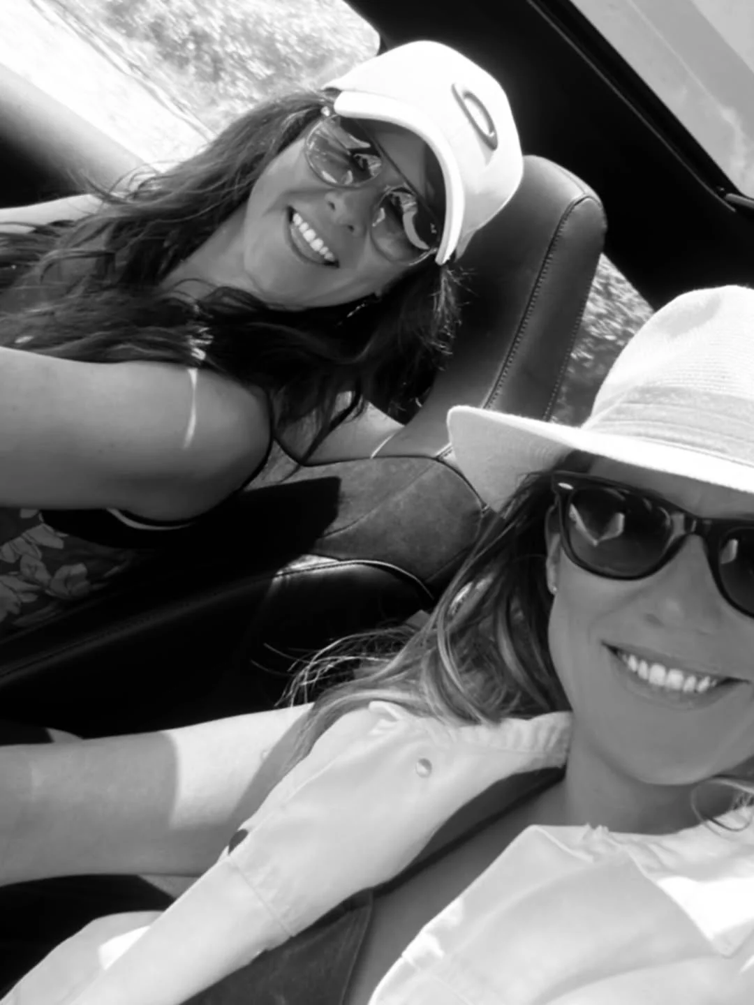 Vanesa Martín y su novia, Azahara Margón.