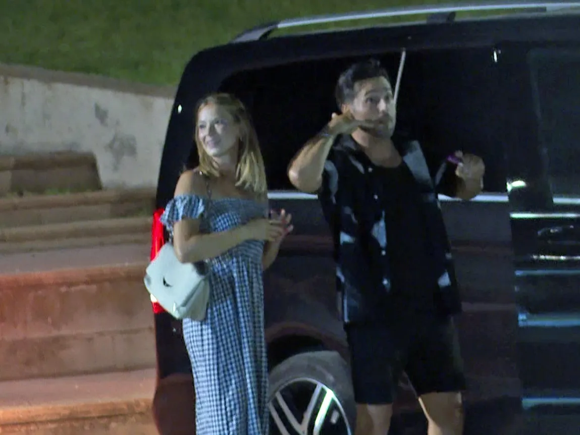 Yana Olina y David Bustamante tras el concierto del cantante en Pinto
