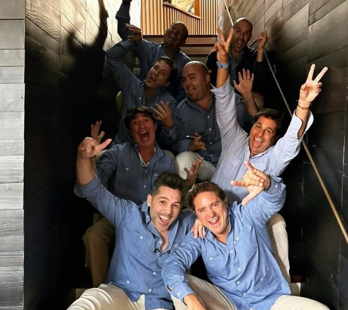 Grupo musical de Fran Rivera, 'Una y nos vamos'