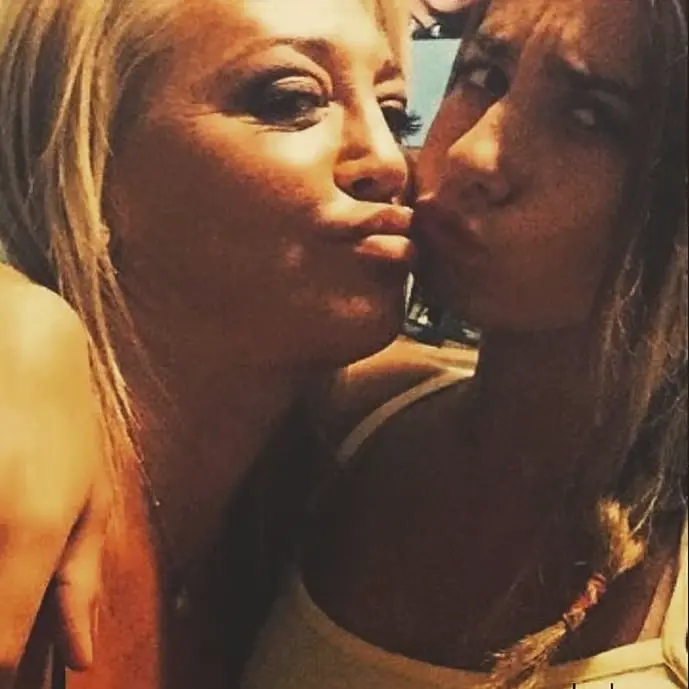 Belen Esteban y Andrea Janeiro.