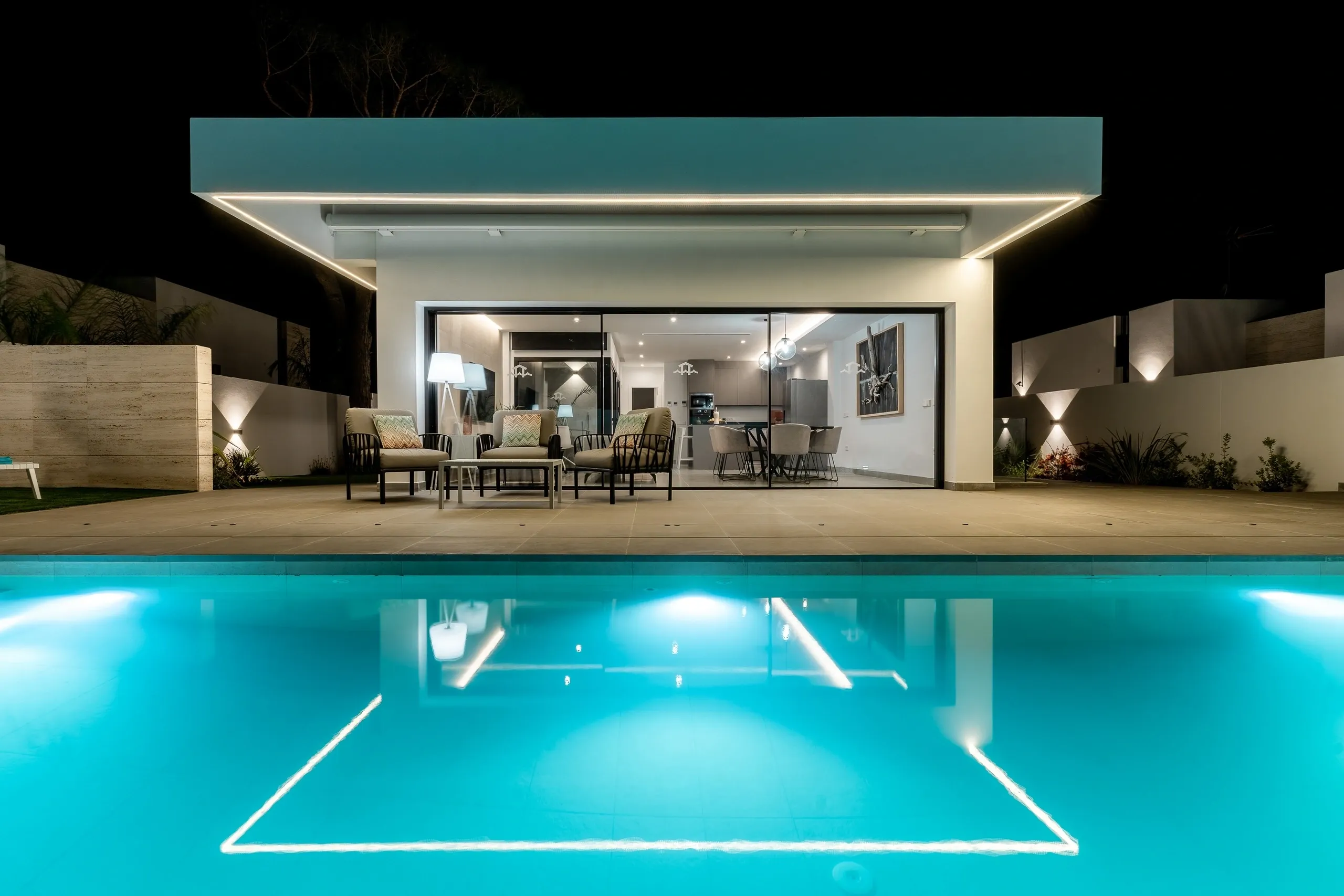 La villa en la que se han alojado Rocío Flores y Gloria Camila. Foto: Manuelaseavilla.com