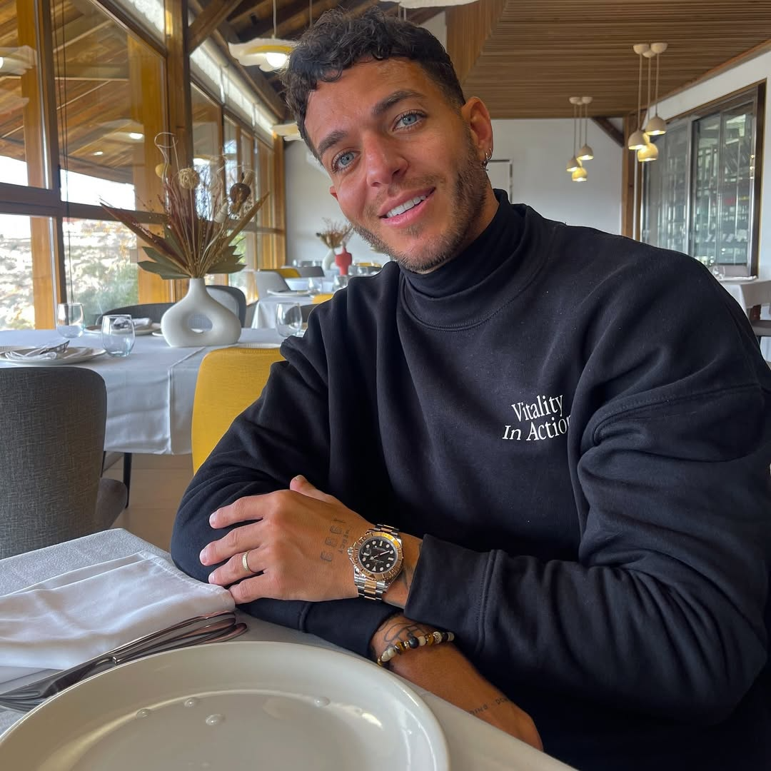 Vicente Romero, nuevo novio de Adara Molinero.