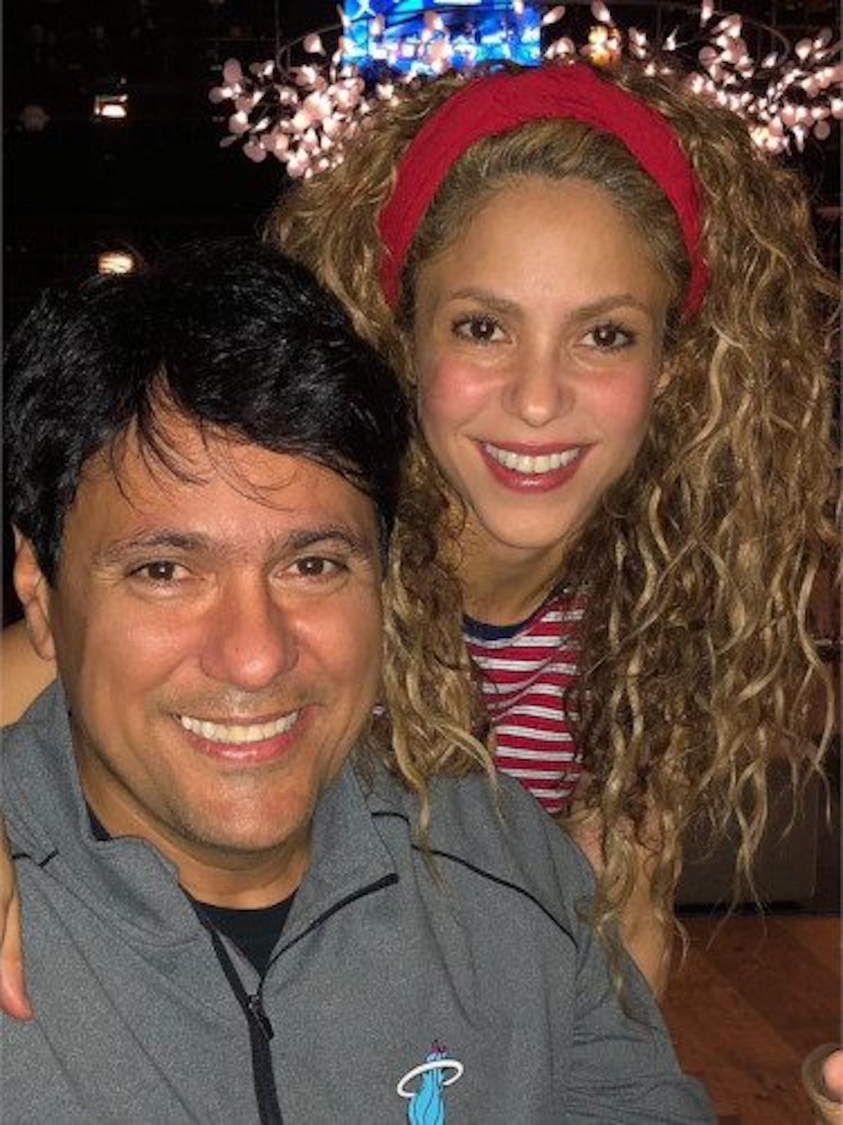 Shakira con su hermano Tonino