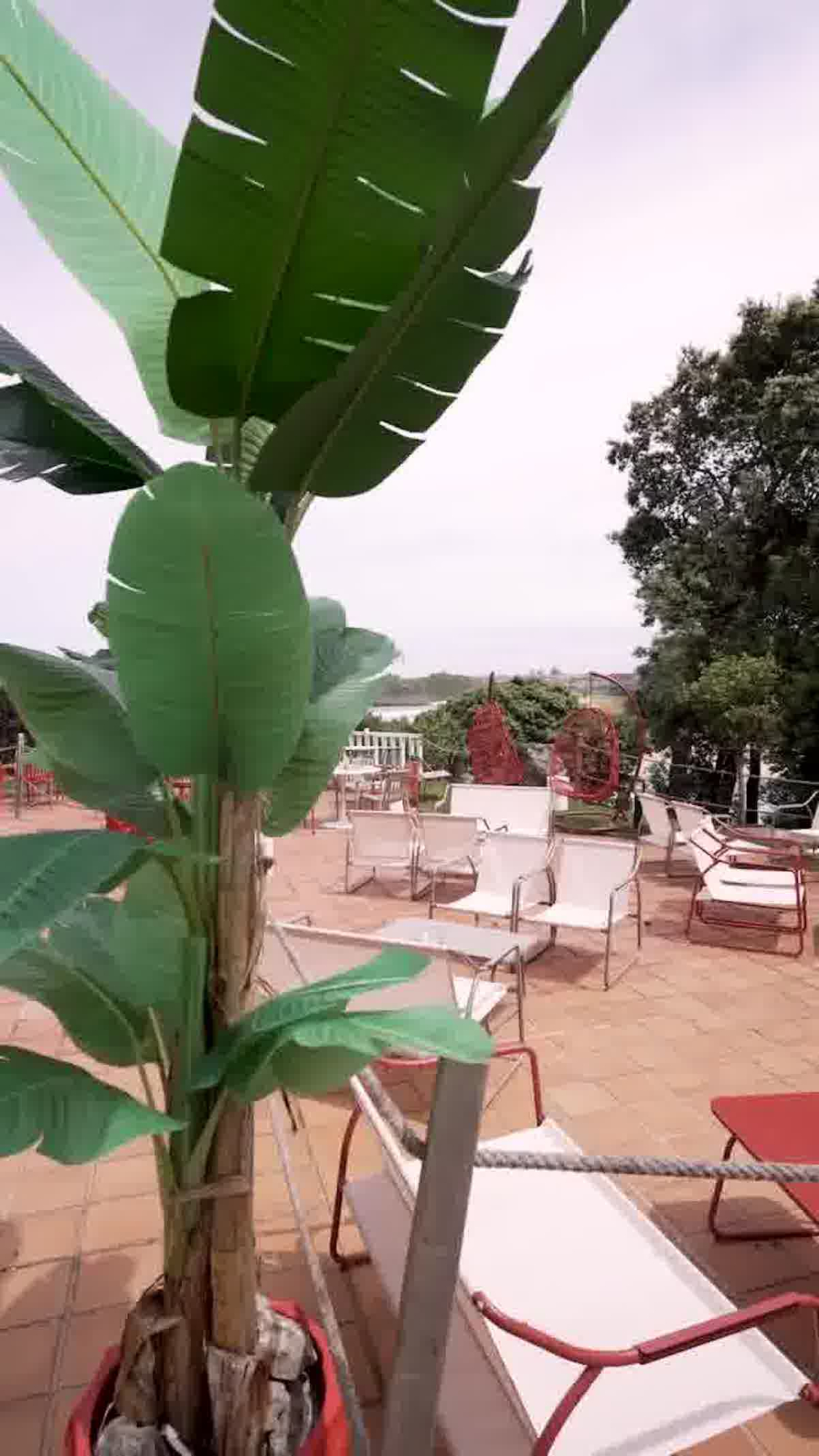 Gabriella Guillen vacaciones con su hijo en Cantabria Hotel Jardín
