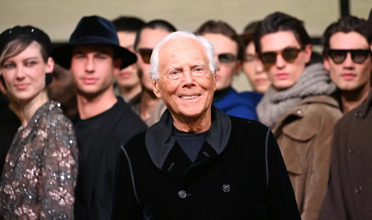 Giorgio Armani en un desfile.
