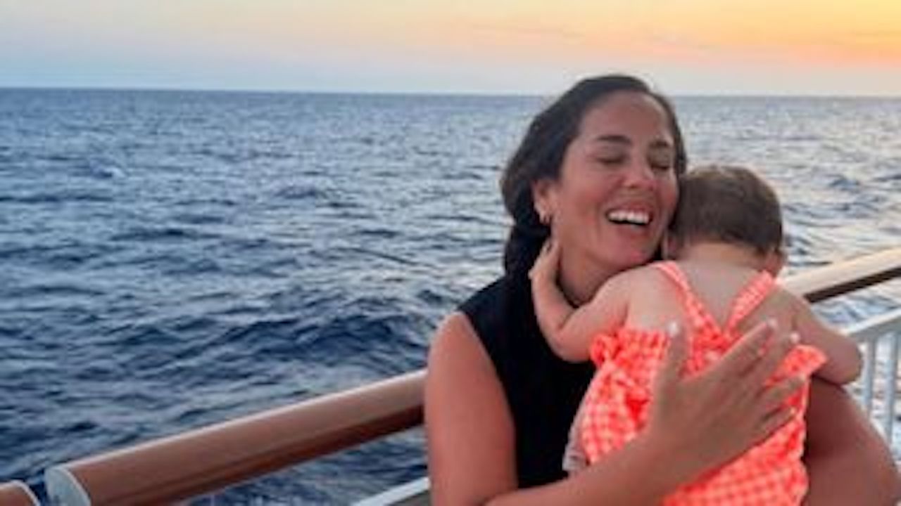Anabel Pantoja y su hija, Alma.