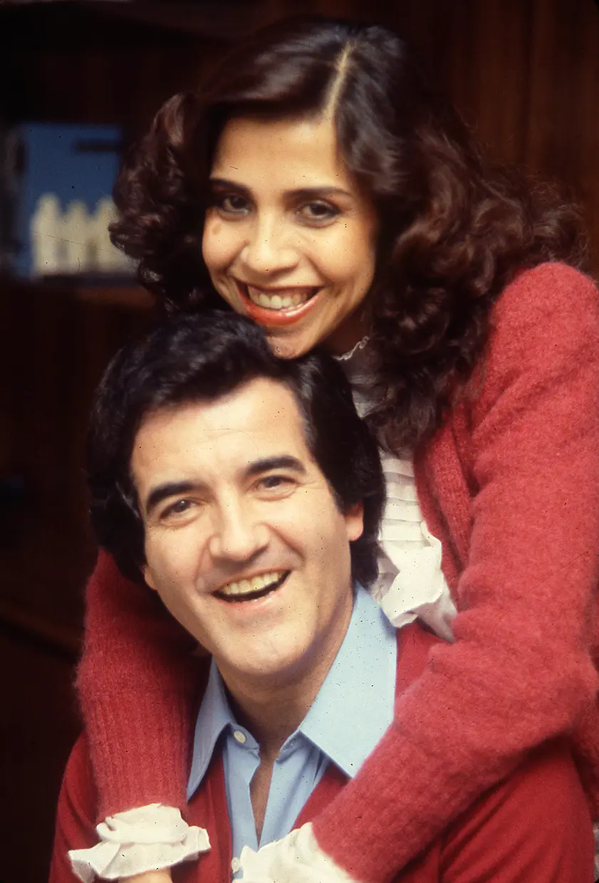 Manuel de la calva con su mujer.