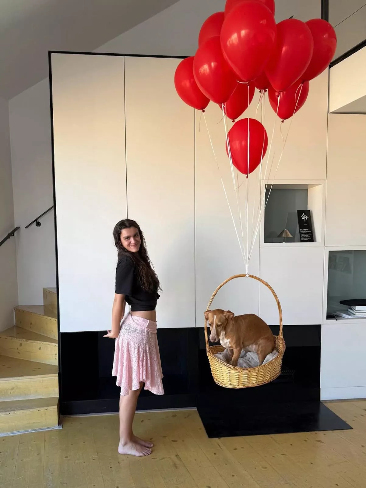 Amaia Romero con su perro