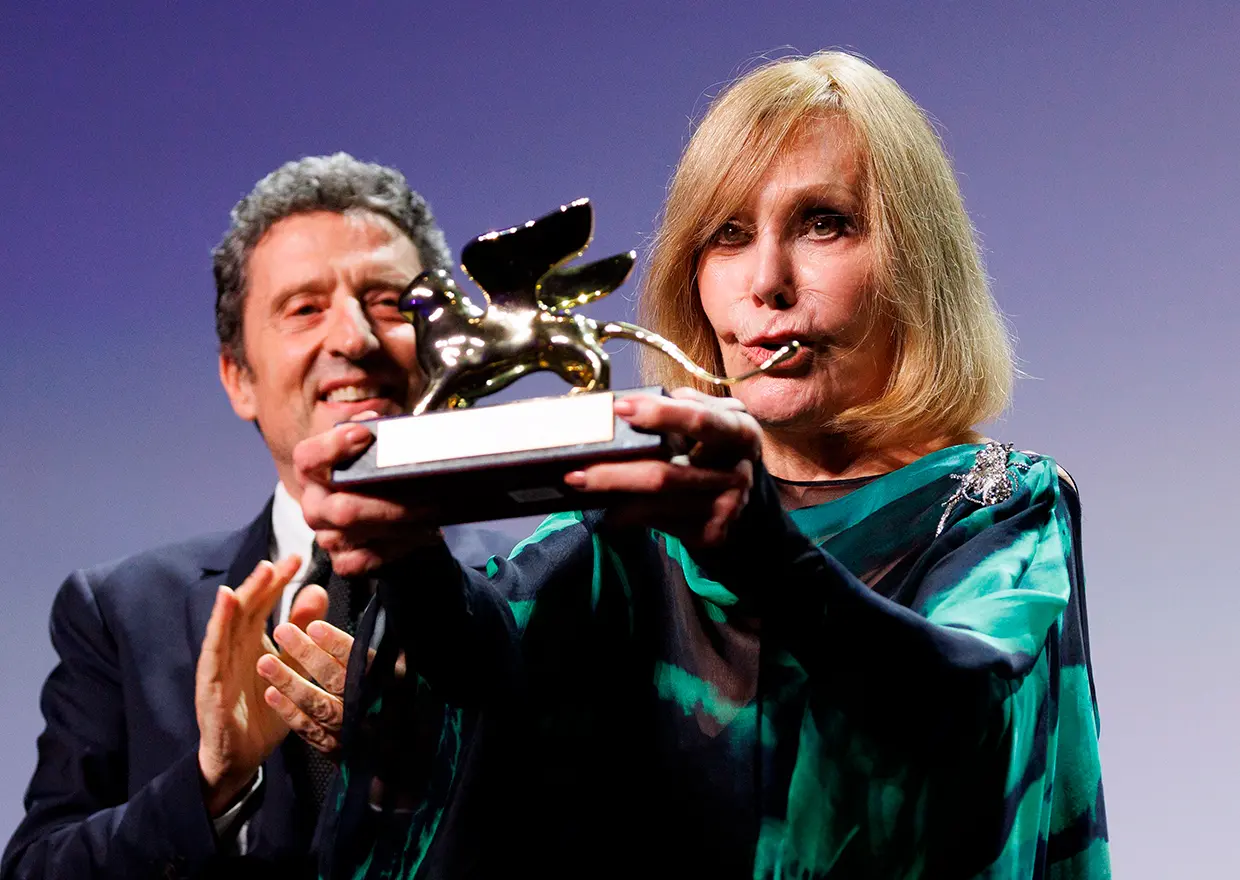 kim novak leon oro