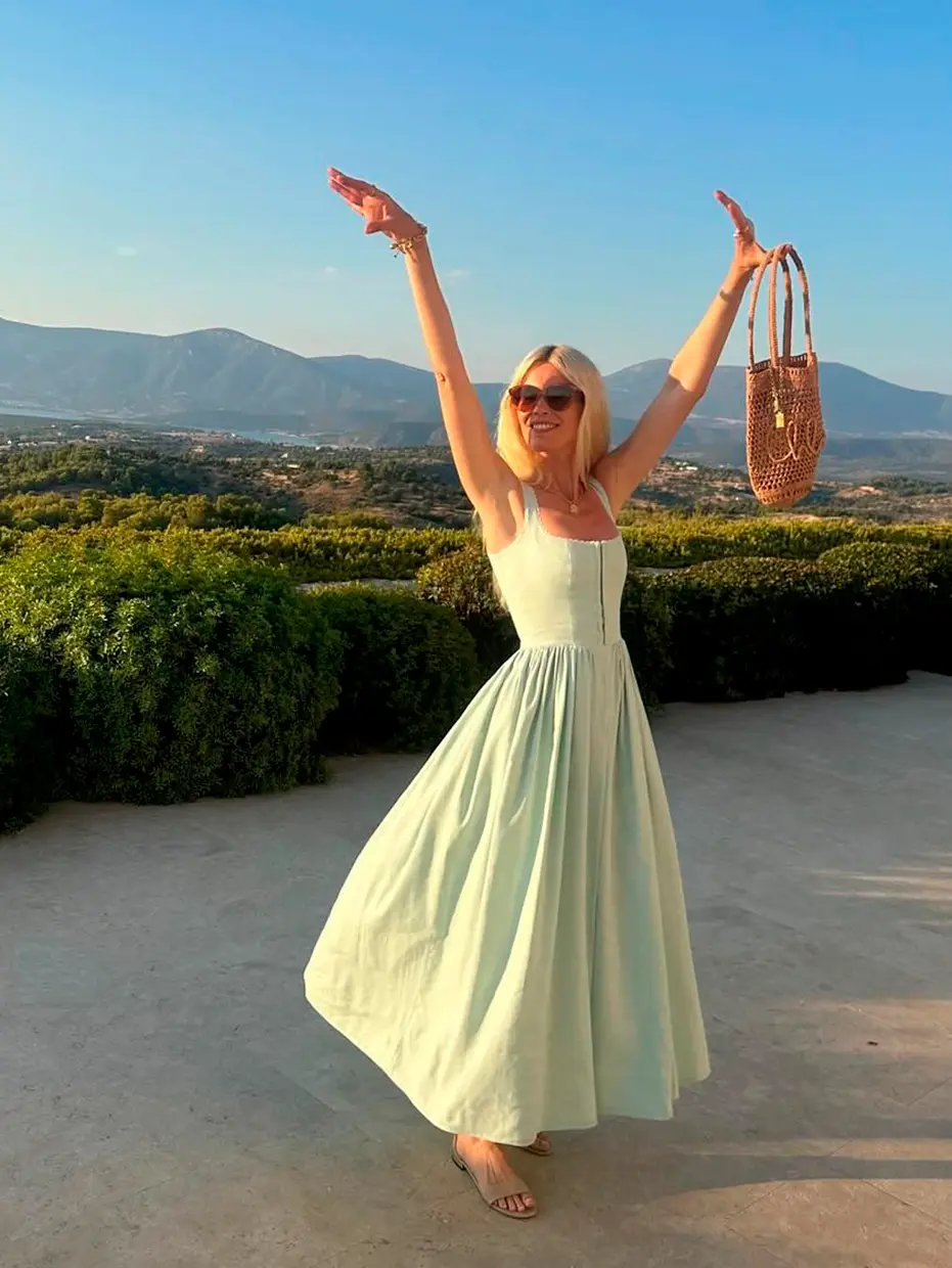 Claudia Schiffer posado