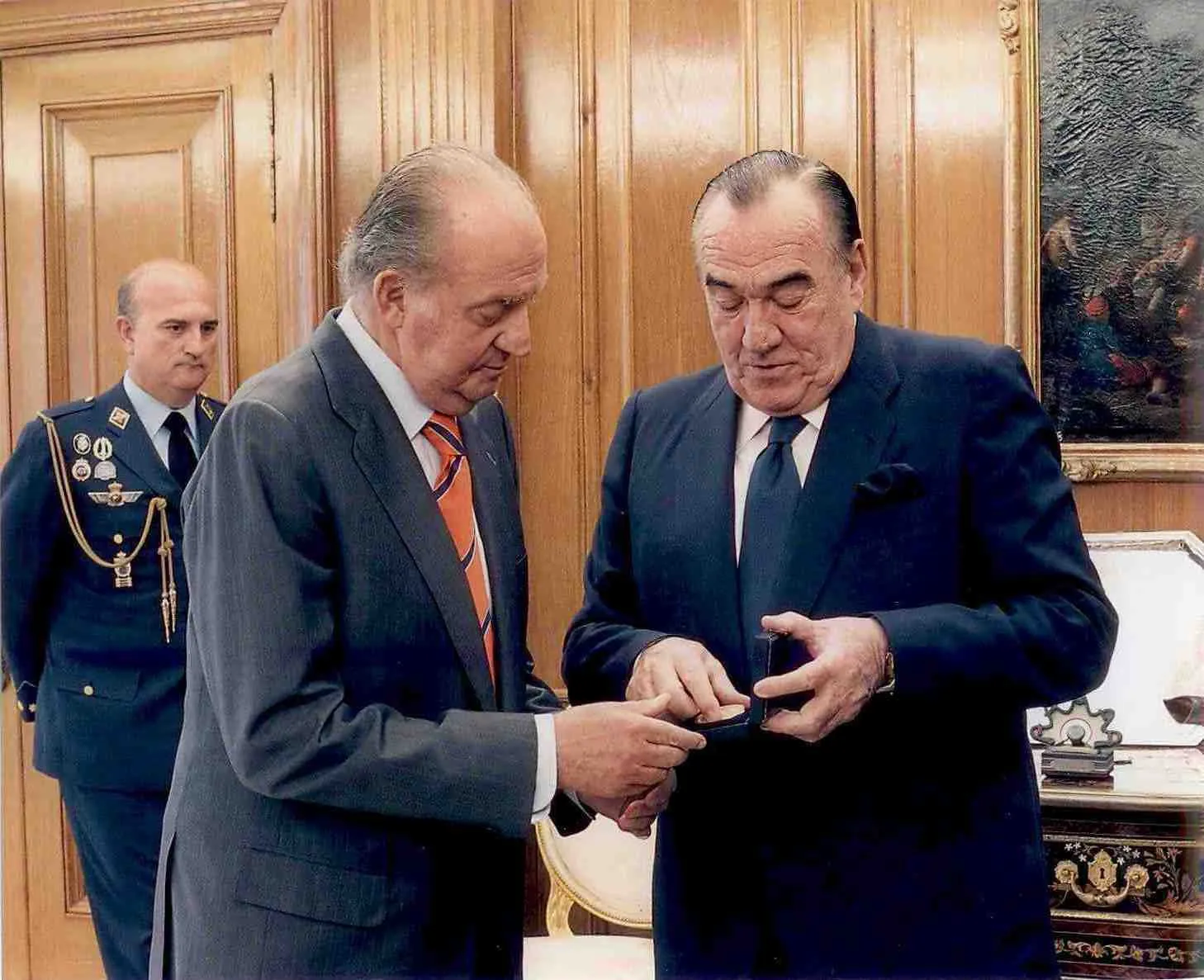 Juan Carlos I y Fernando Fernández Tapias.