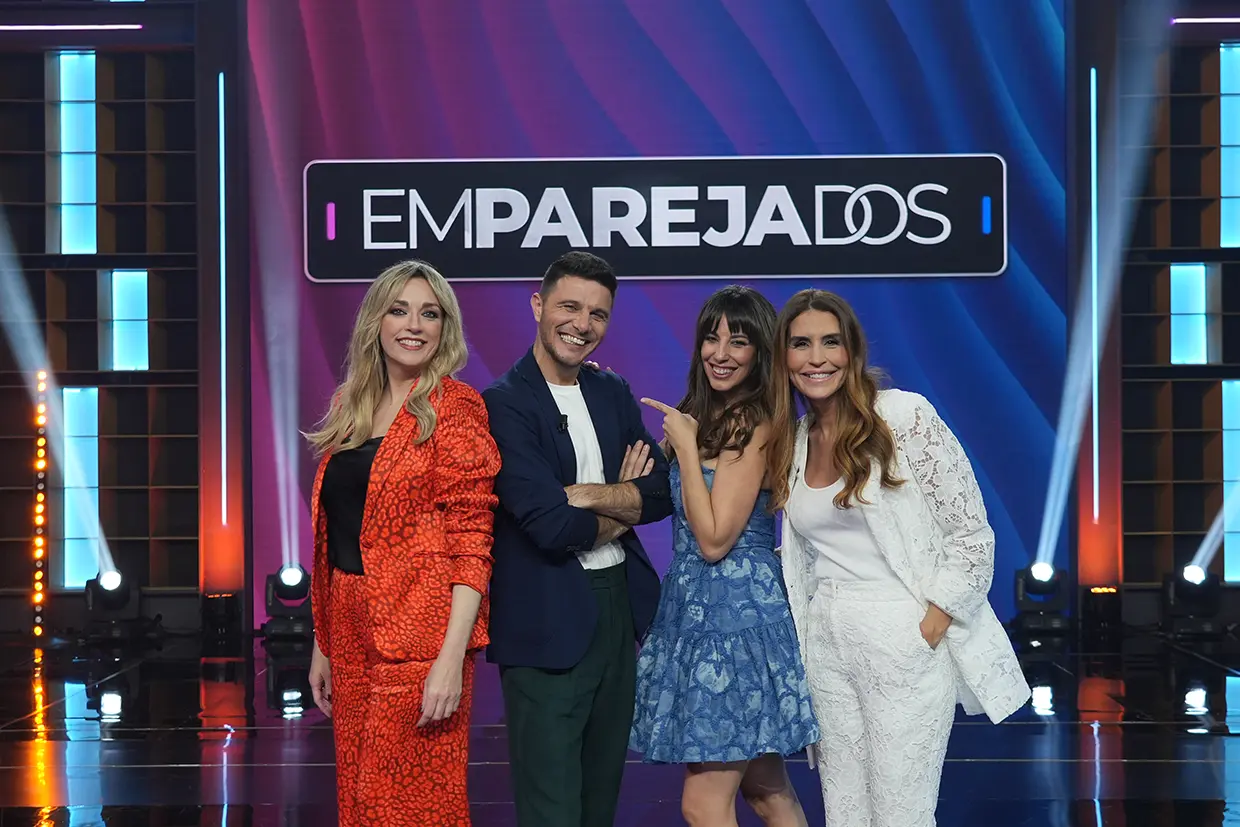 Joaquín y Susana Saborido junto a Anna Simón y a Almudena Cid