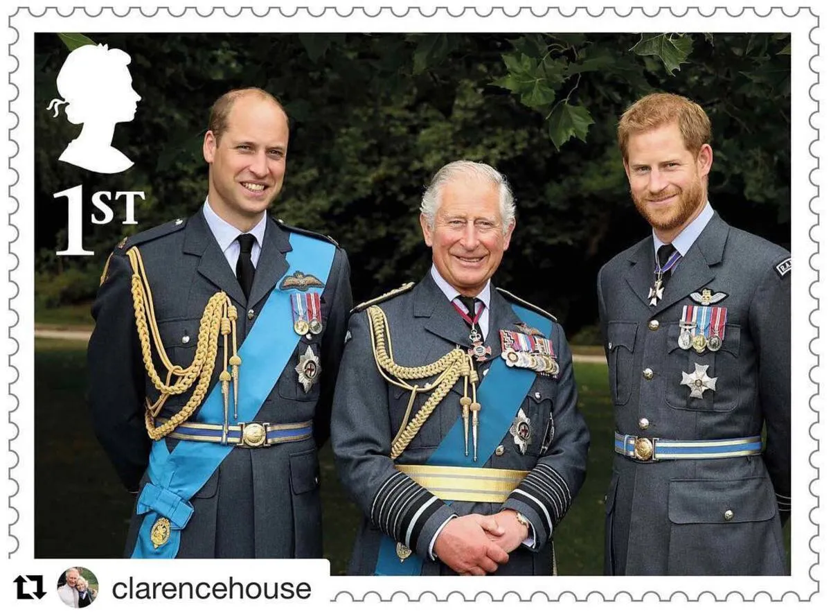 El príncipe Guillermo, Carlos III y el príncipe Harry