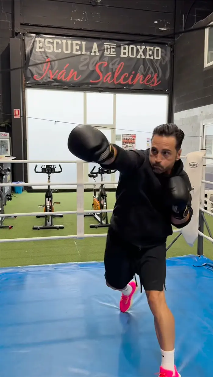 David Bustamante haciendo ejercicio