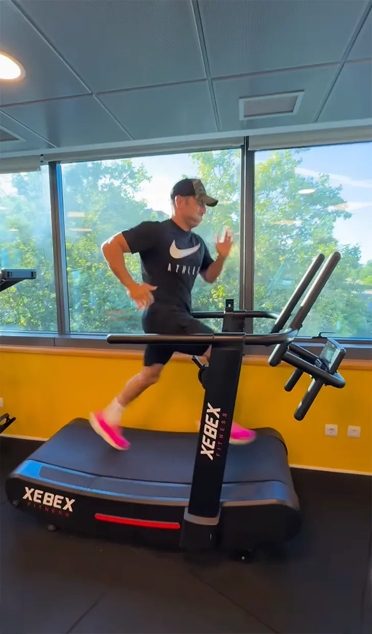 David Bustamante haciendo ejercicio