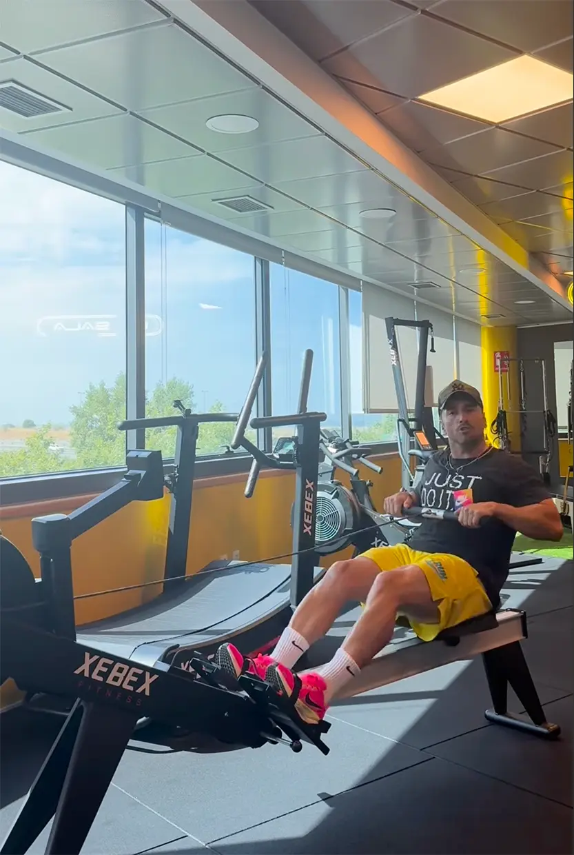David Bustamante haciendo ejercicio