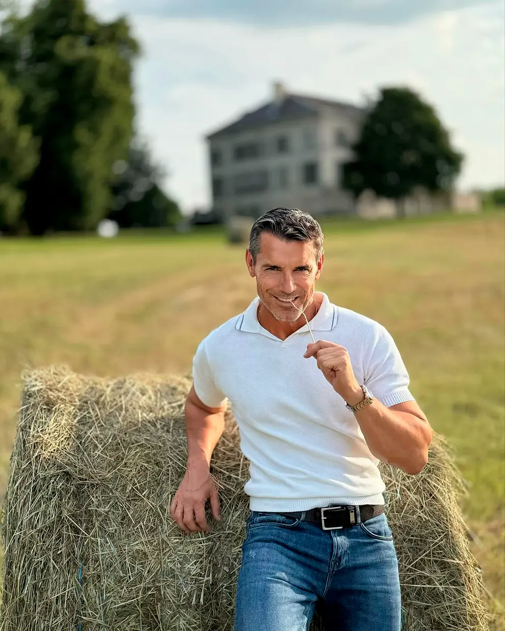 Jesus Vázquez posando