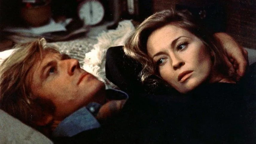 Robert Redford y Faye Dunaway en 'Los 3 días del cóndor'.