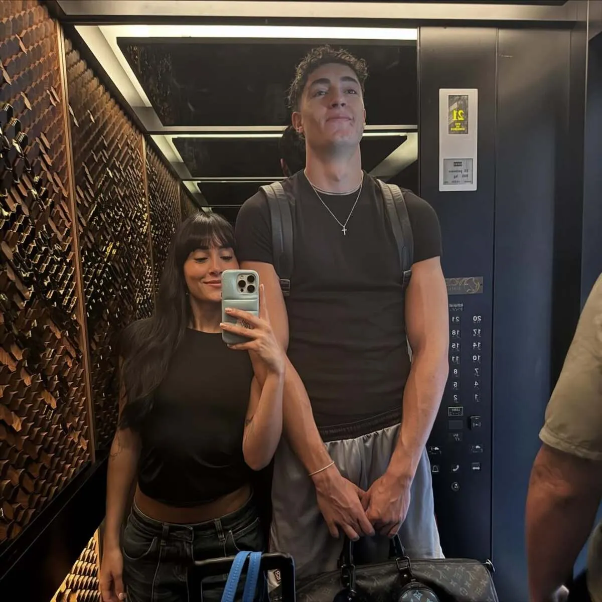Aitana y Plex