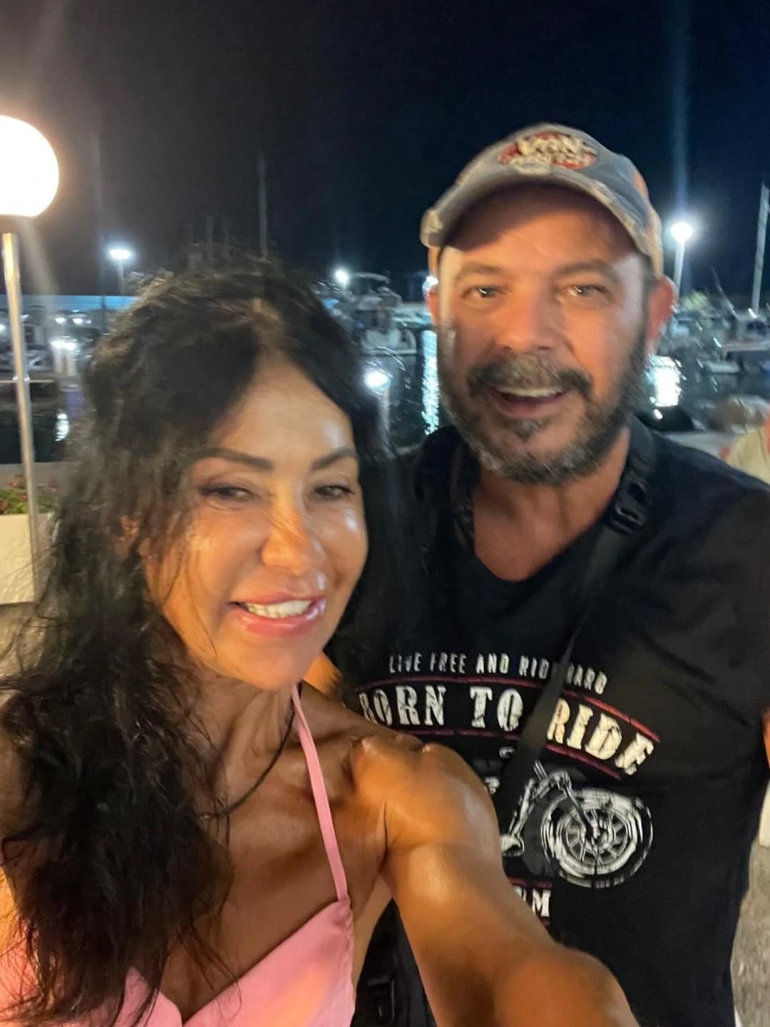 Maite Galdeano ¿enamorada? Así es Carlos, el misterioso hombre que no se separa de ella