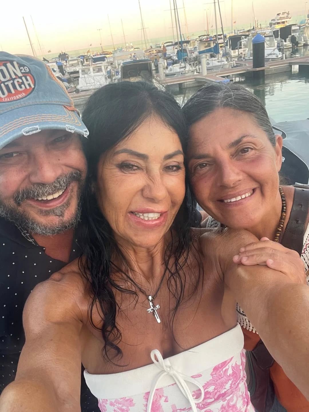 Maite Galdeano ¿enamorada? Así es Carlos, el misterioso hombre que no se separa de ella
