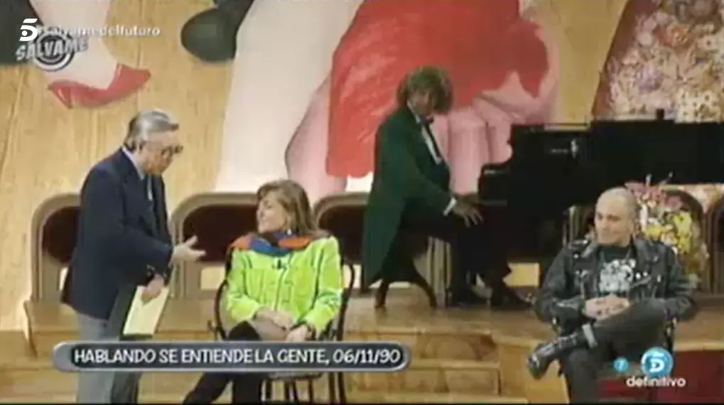Lydia Lozano en su debut en la tele 1990.