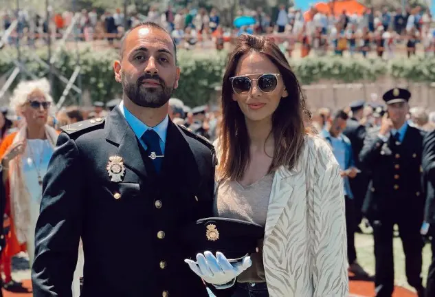 Irene Rosales junto a sus hermanos.