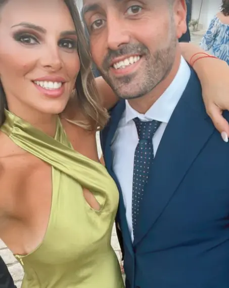Irene Rosales junto a sus hermanos.