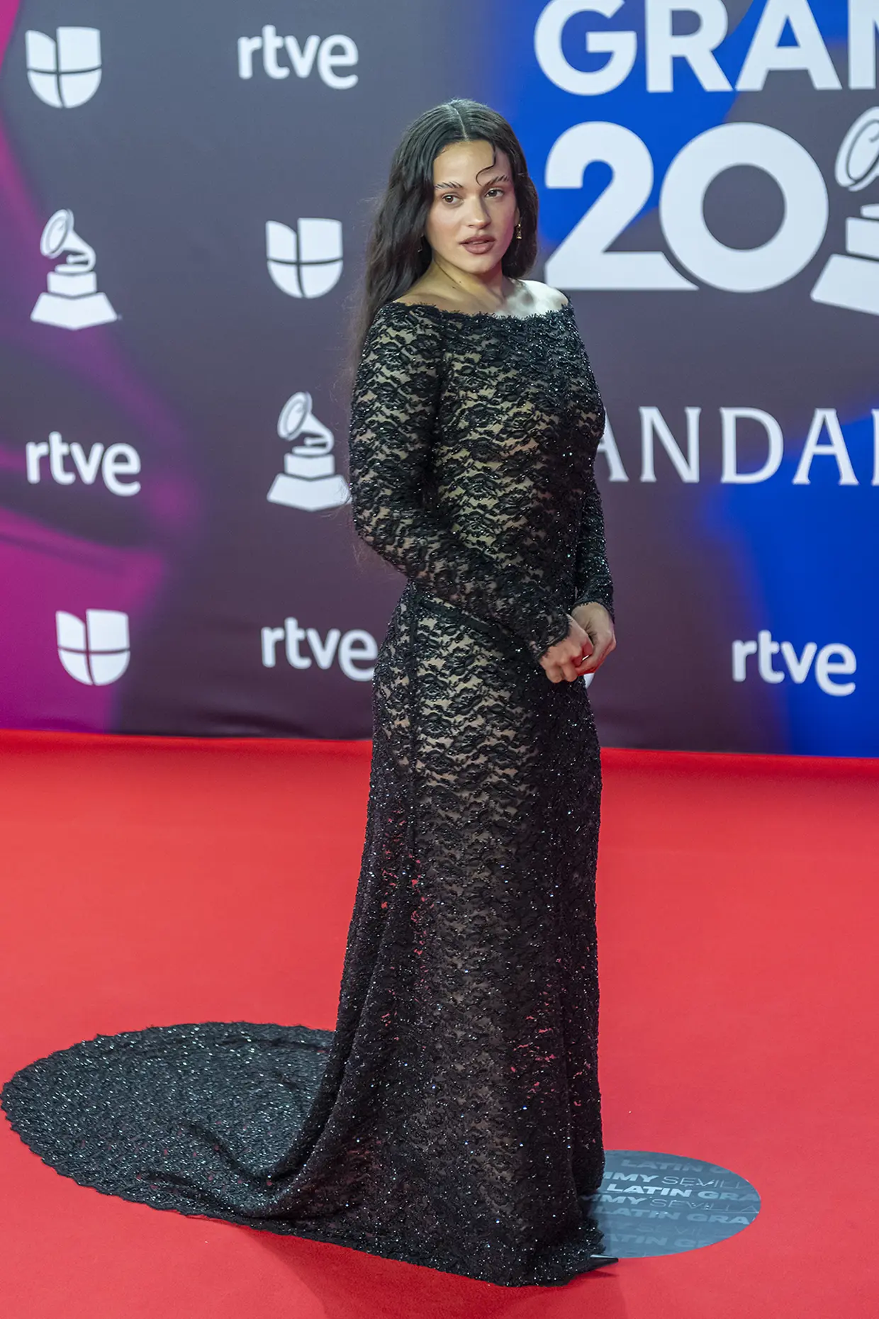 Rosalía con un "vestido desnudo"