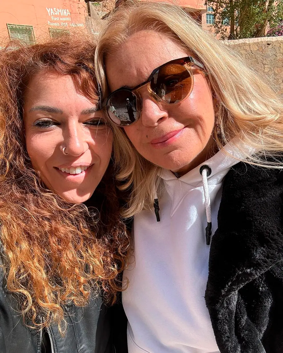Sofía Cristo y Bárbara Rey