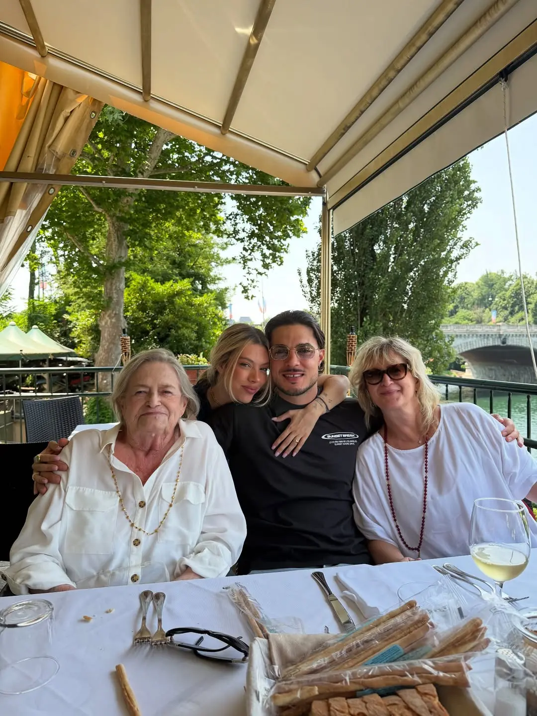 carlo costanzia abuela