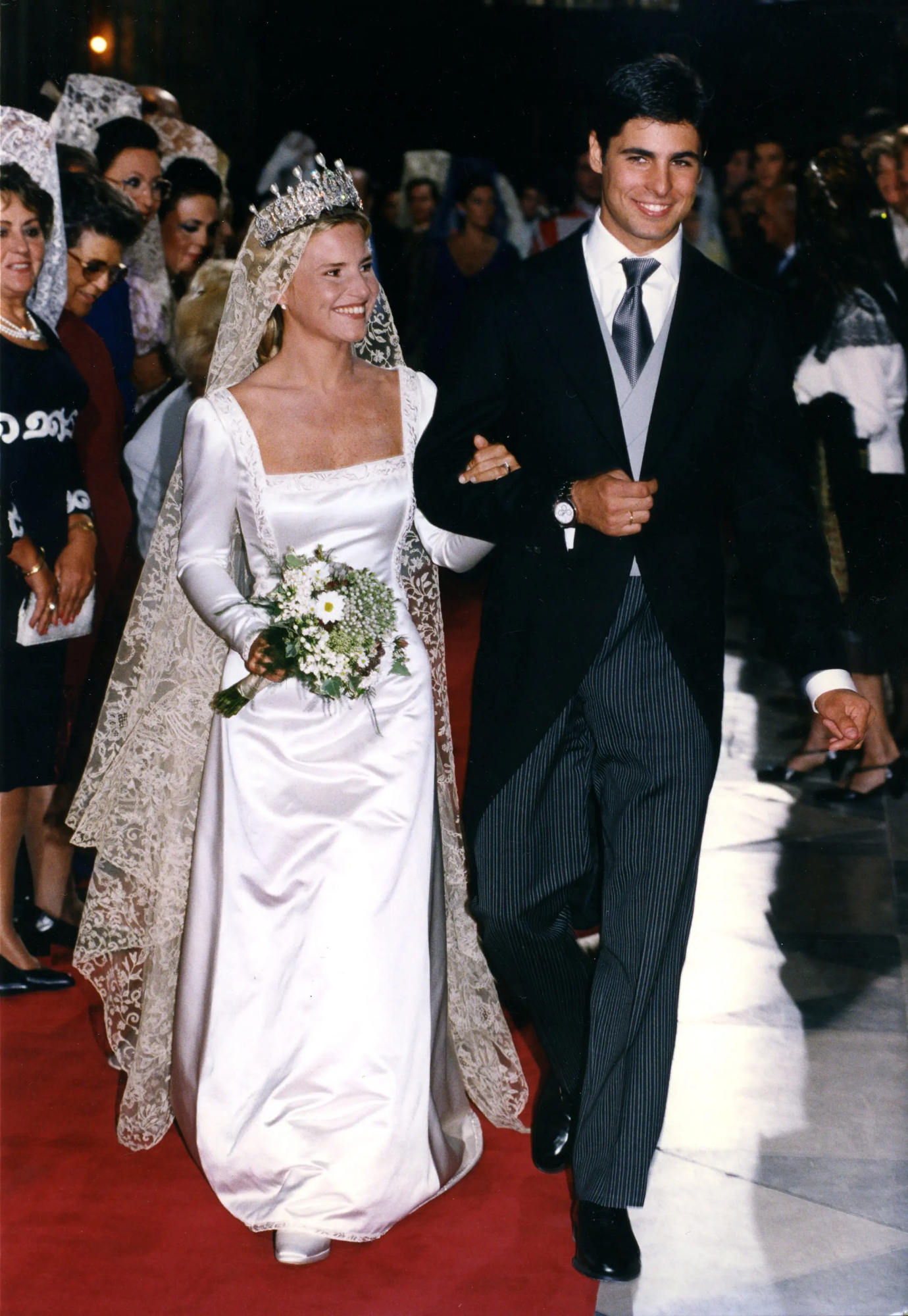 Barbara Mirjan futura mujer de Cayetano Martínez de Irujo tiaras