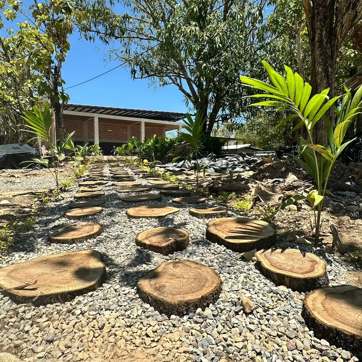 Escuela construida por la fundación de Shakira