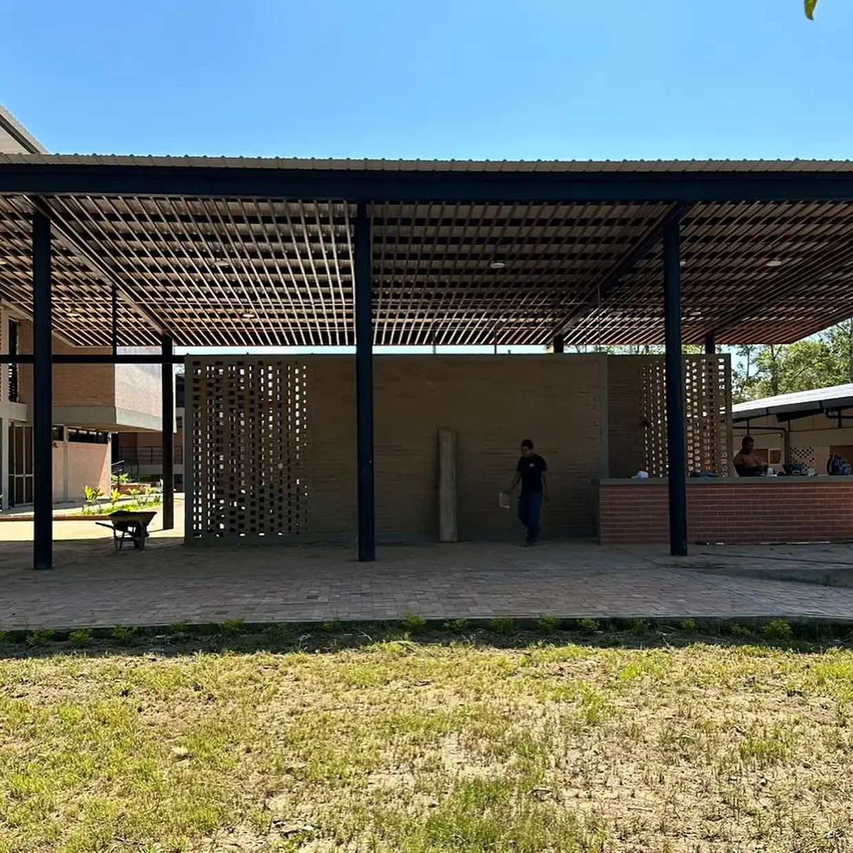 Escuela construida por la fundación de Shakira