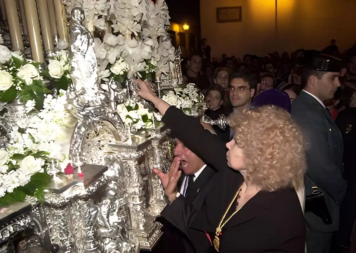 Duquesa de Alba hermandad