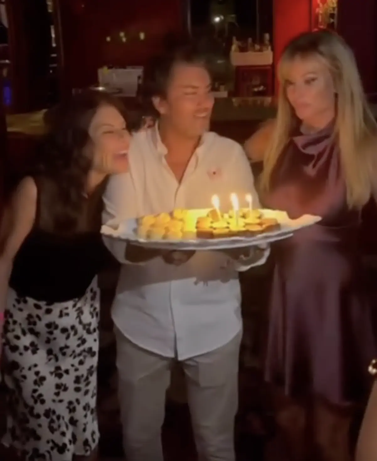 Lara Dibildos cumple