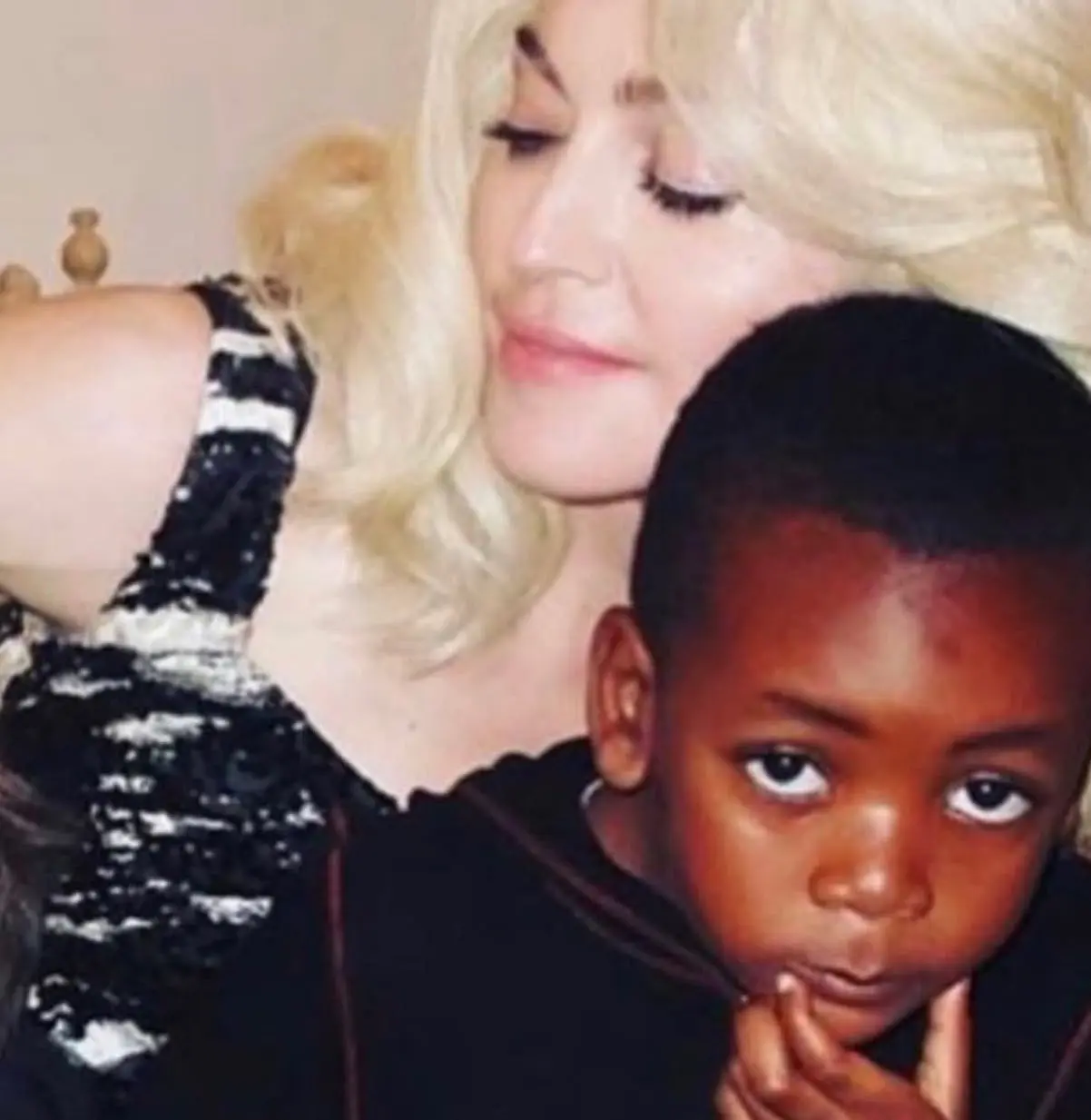 Madonna con su hijo David