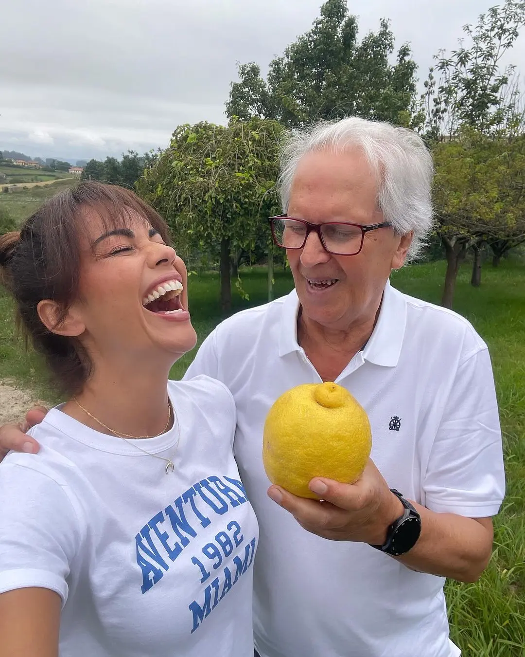 Lara Álvarez y su padre, Raúl Álvarez.