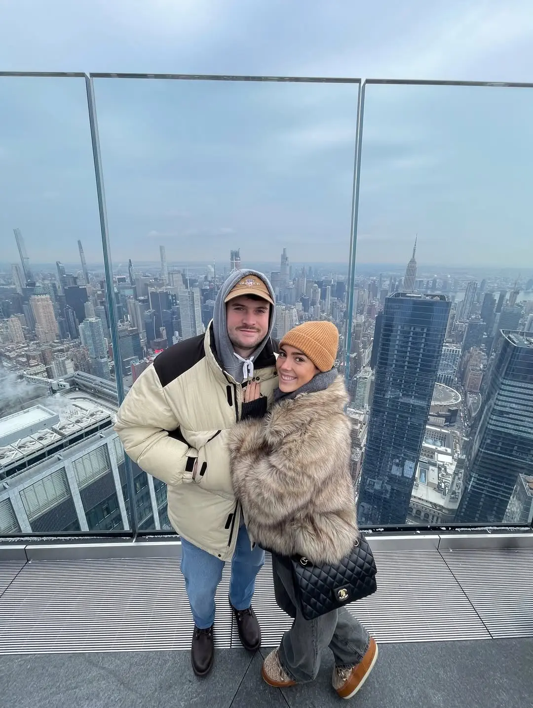Anna Ferrer y Mario Cristóbal, su futuro marido.
