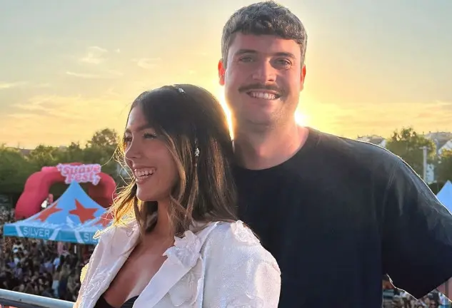 Anna Ferrer y Mario Cristóbal, su futuro marido.