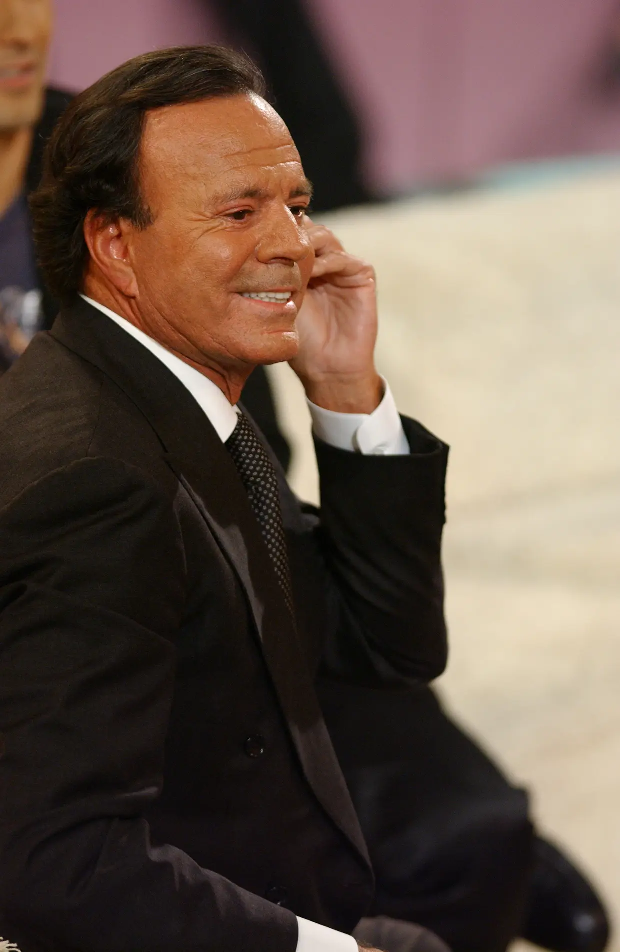 Julio Iglesias.