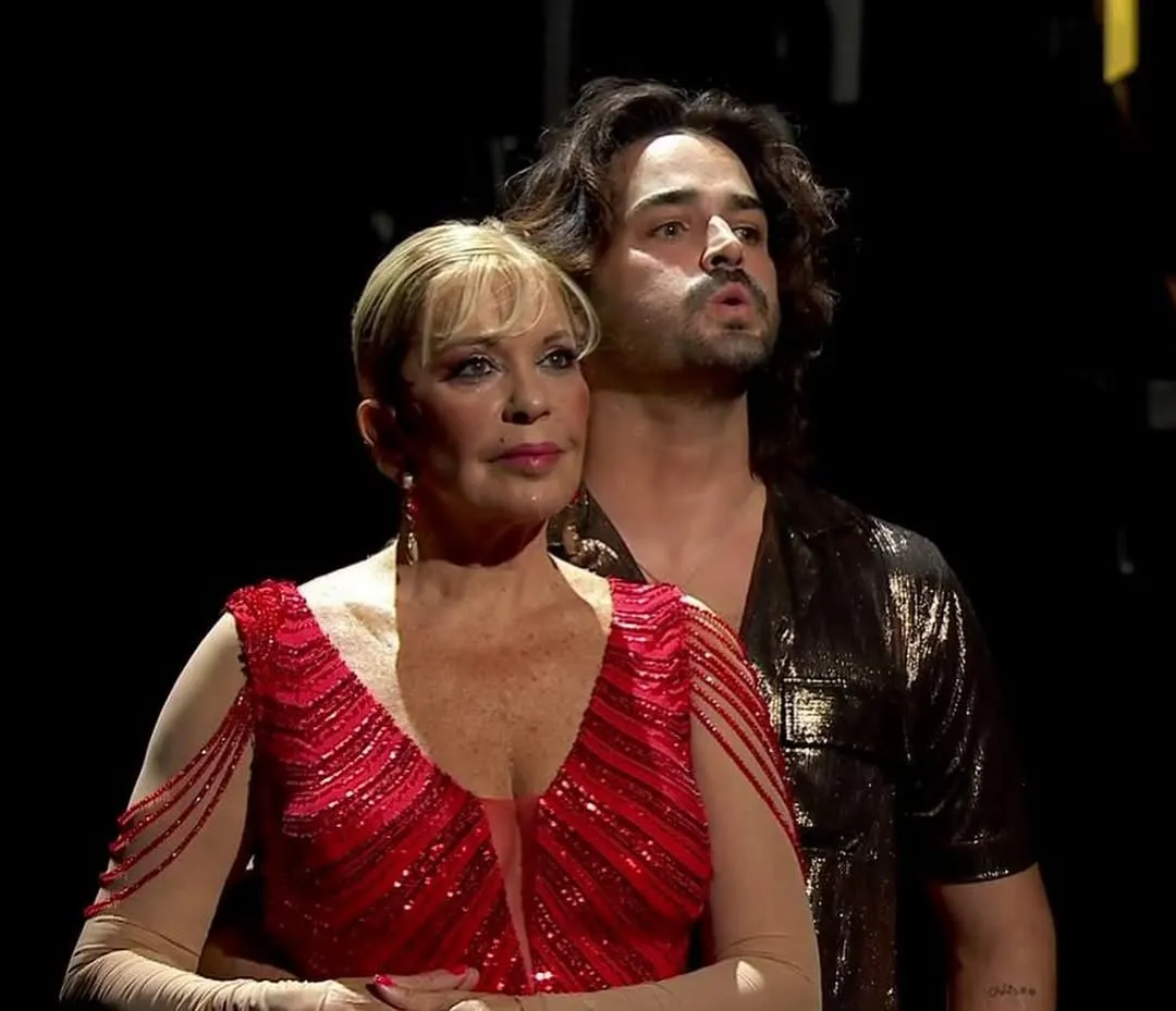 Bárbara Rey junto a su bailarín, Abel Gil, en 'Bailando con las estrellas'