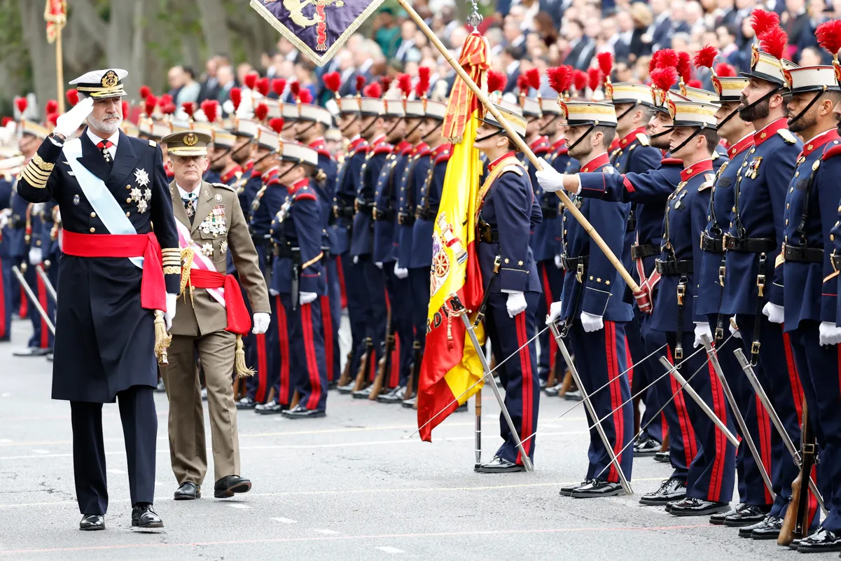 Desfile militar del 12 de octubre. El Día de la Hispanidad.